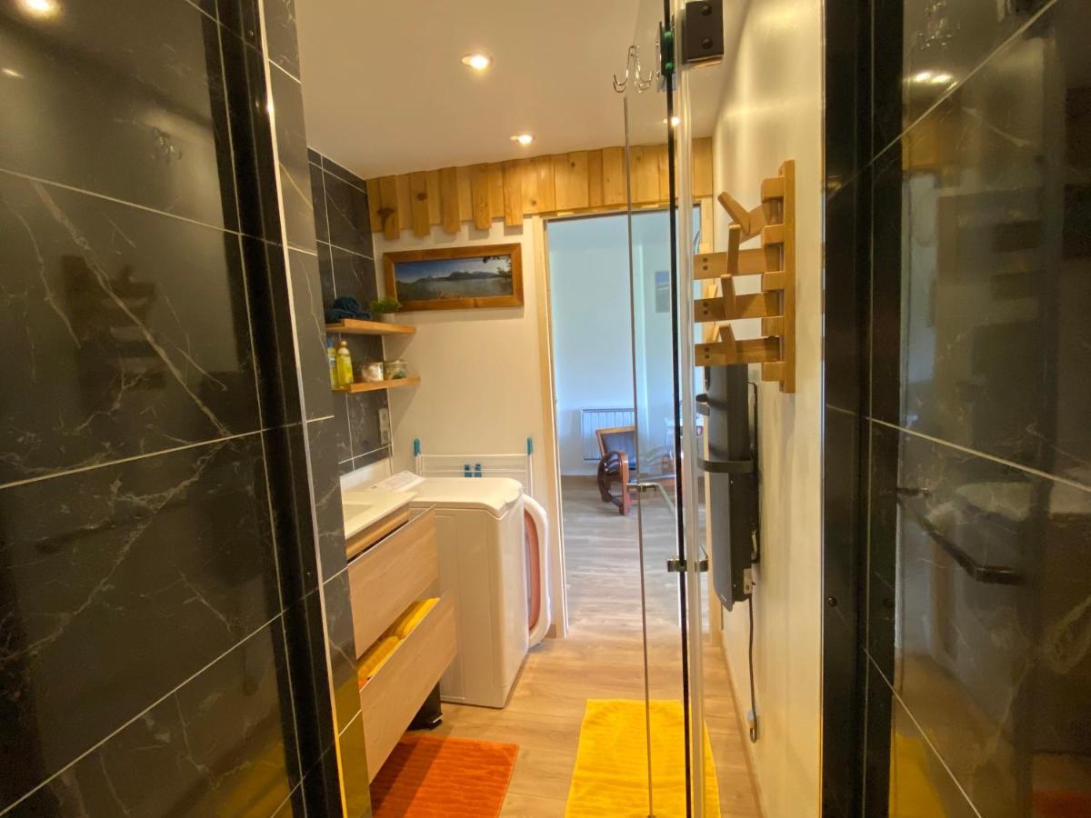 Au Calme Avec Vue Sur Les Montagnes. Apartment *